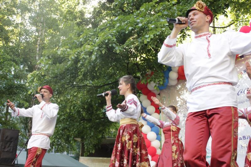 Фольклорная группа или народный ансамбль